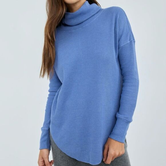 Aritzia The Group Babaton Thermal Waffle Cowl Neck Top - Picture 1 of 9